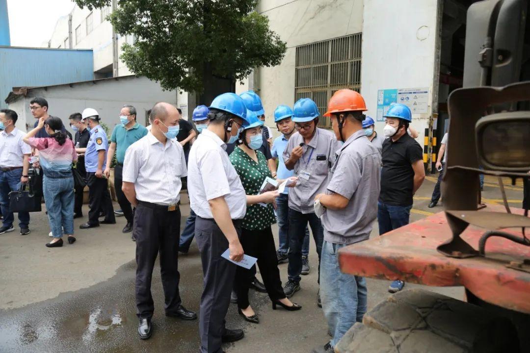 江阴叉车工招聘启事，掌握未来物流的关键角色，驾驭物流发展之路！